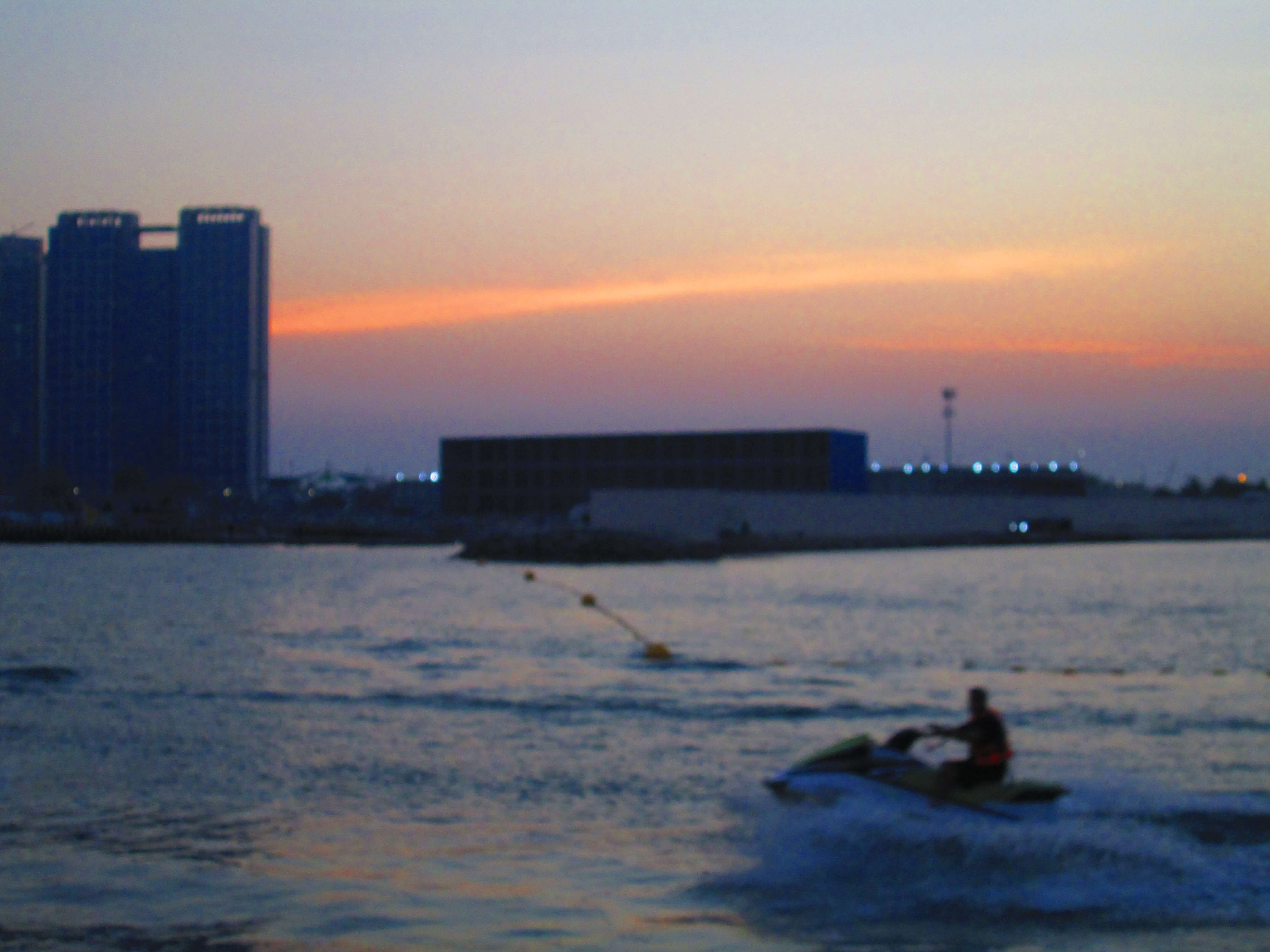speedboat
